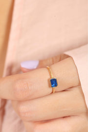 18K Gold Baguette Bezel Stackable Ring