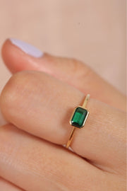 18K Gold Baguette Bezel Stackable Ring