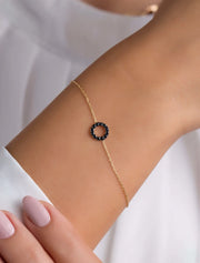 18K Gold Elegant Circle Bracelet